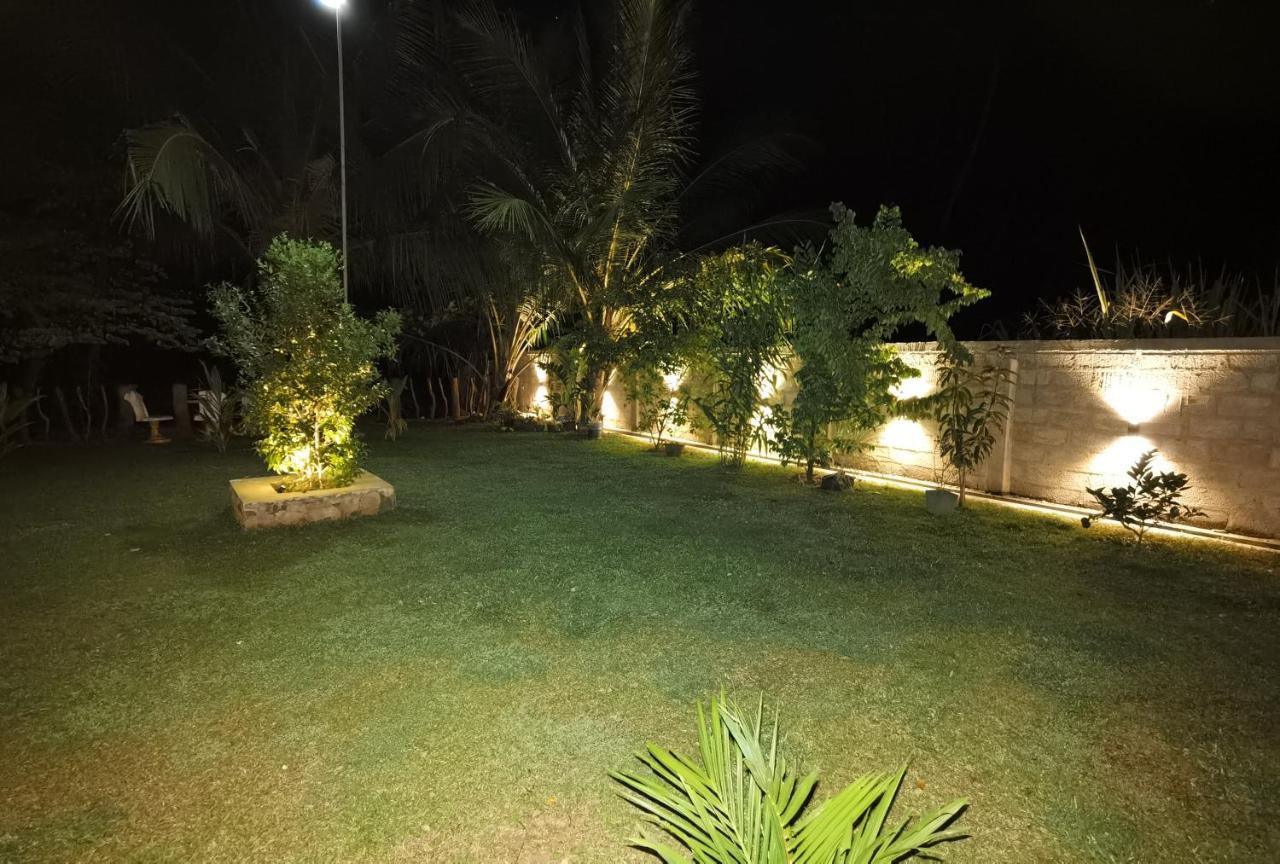 Ruwinsons Canal Garden أنرادابورام المظهر الخارجي الصورة