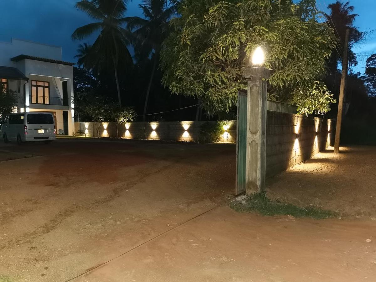 Ruwinsons Canal Garden أنرادابورام المظهر الخارجي الصورة